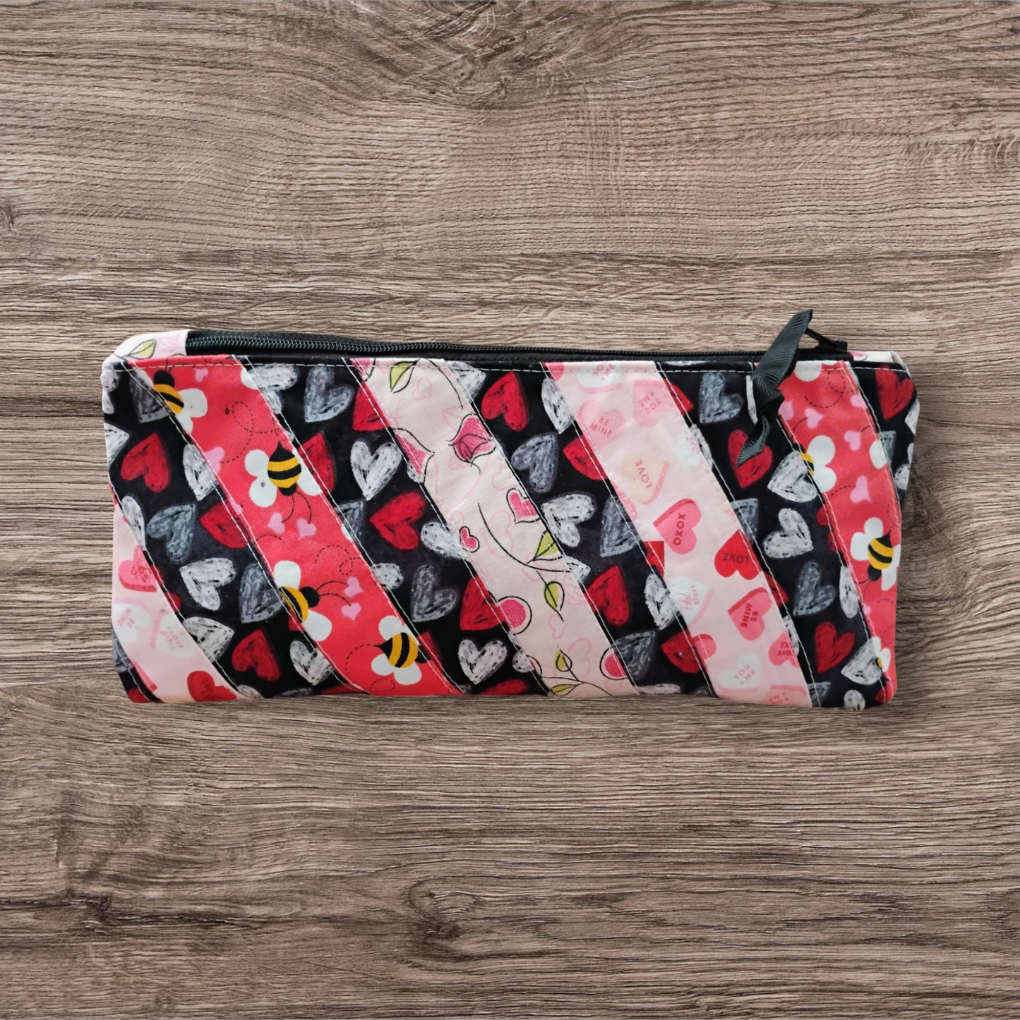 Queen of Hearts - Quilted Clutch or Cash Bag